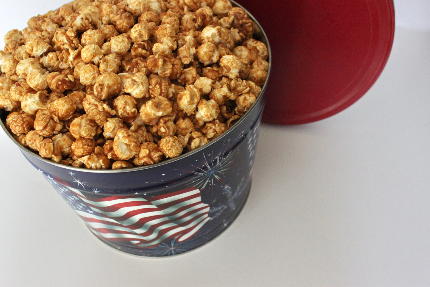 July 4th 2 Gallon Popcorn Tin - www.unclemyronspopcorn.com